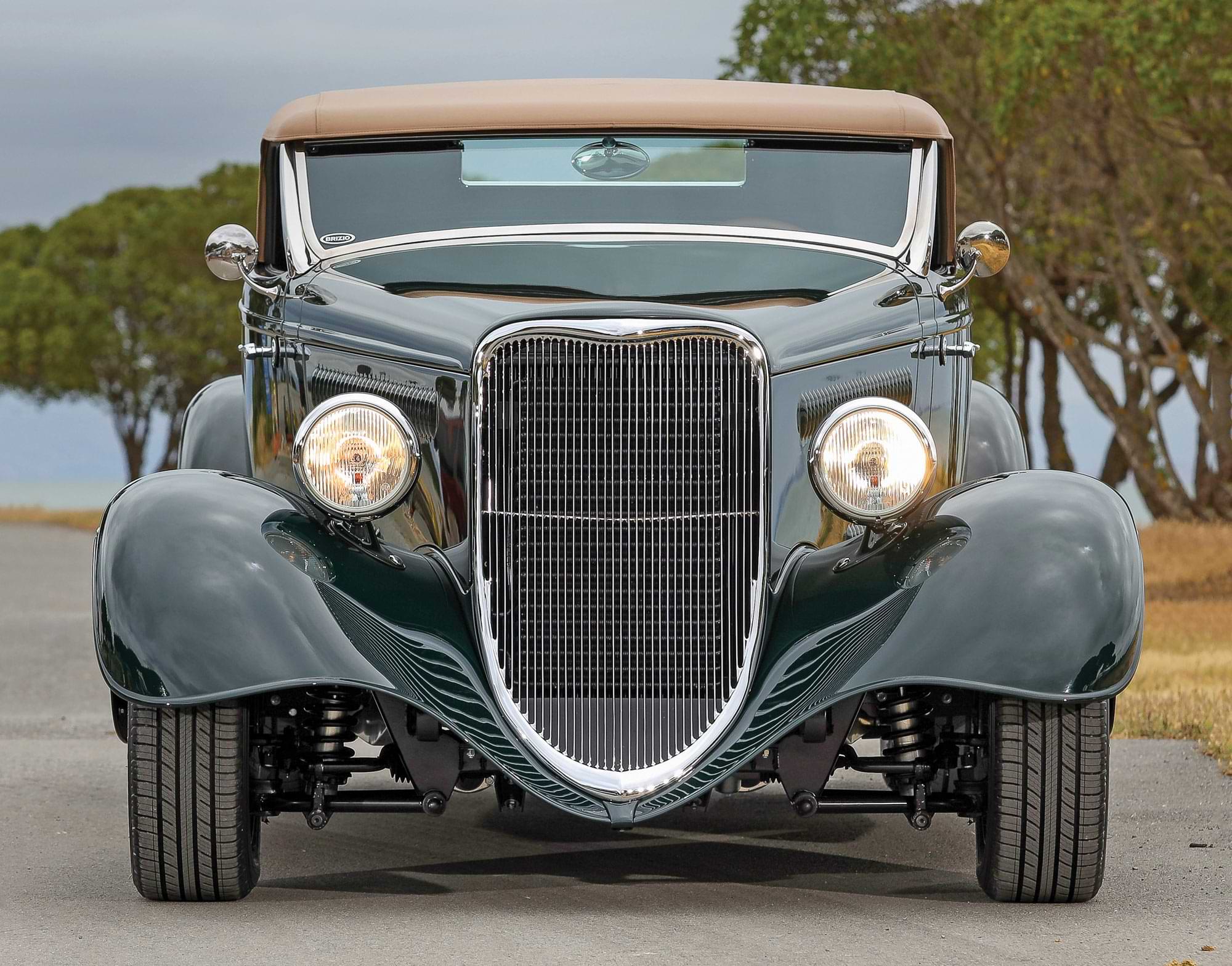 1933 ASC Speed33 front view with the top on