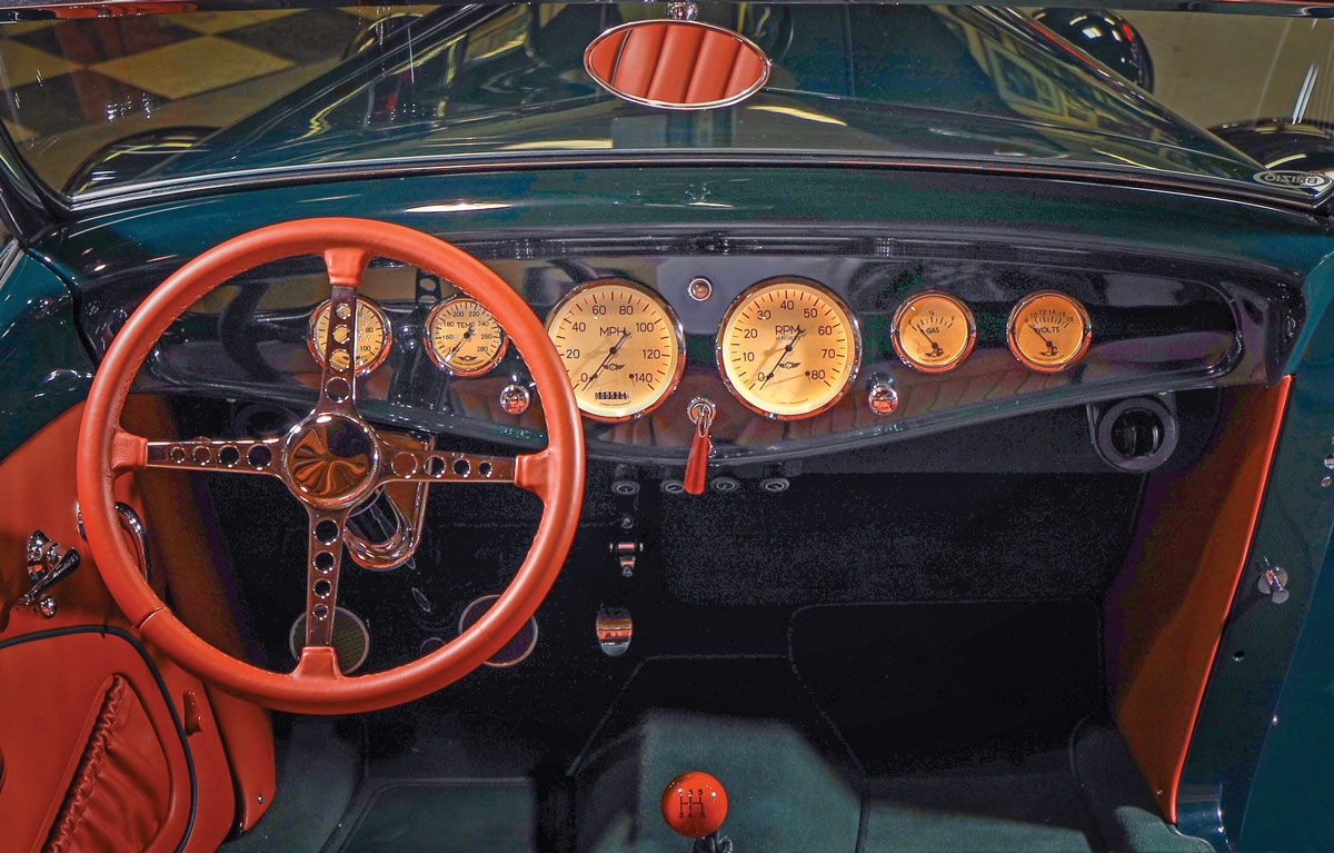 1933 ASC Speed33 steering wheel and gauges