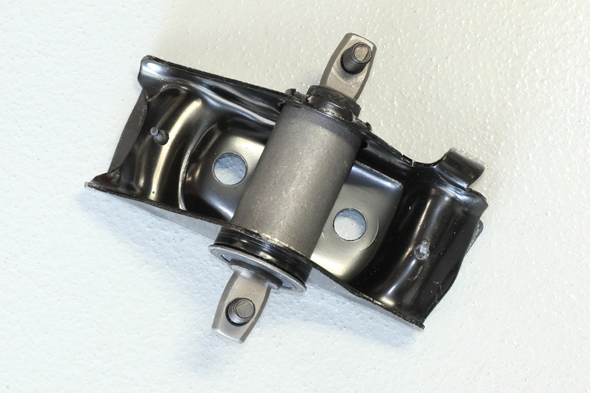 close view of coil spring saddle
