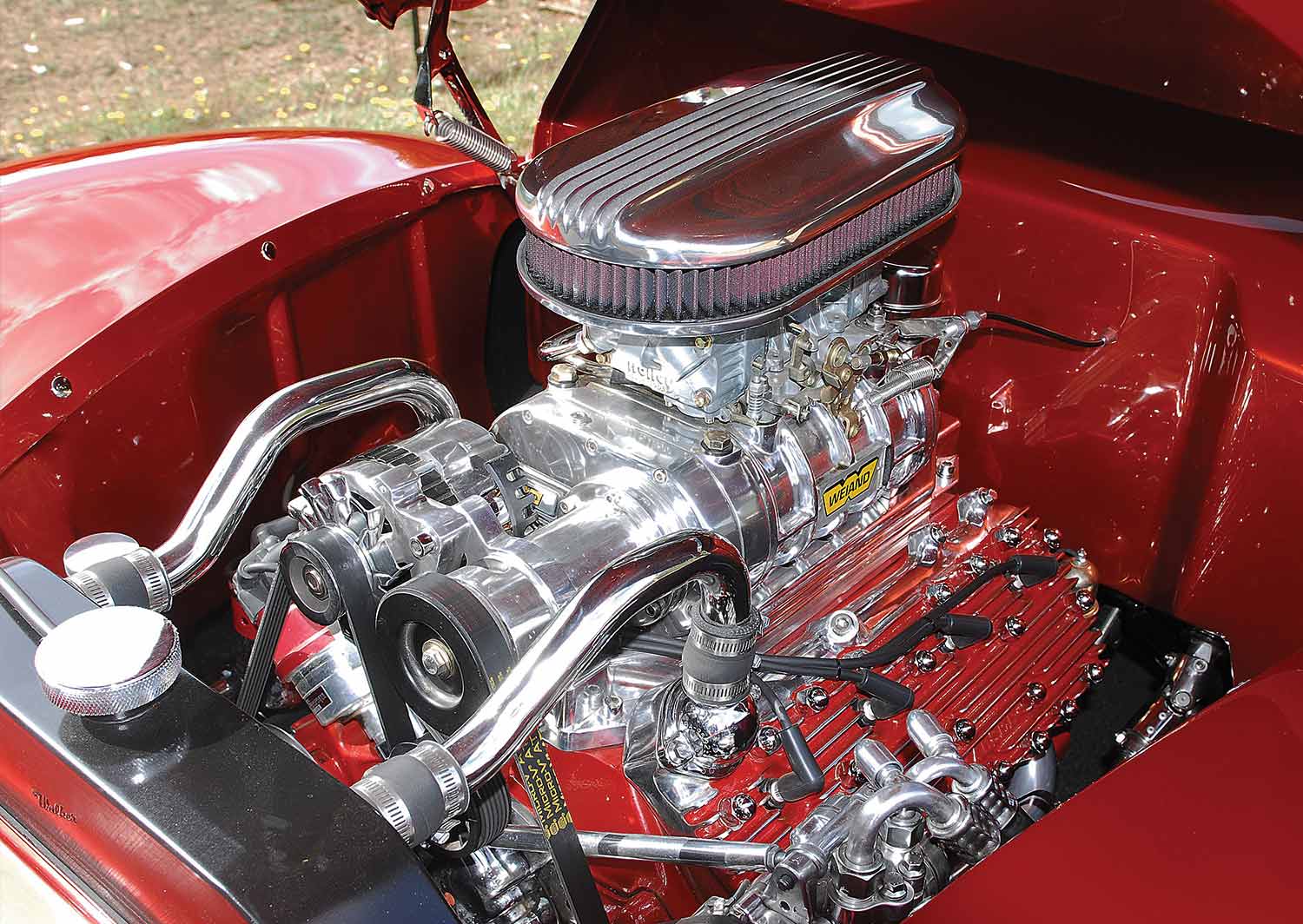Ford 1939 chrome engine