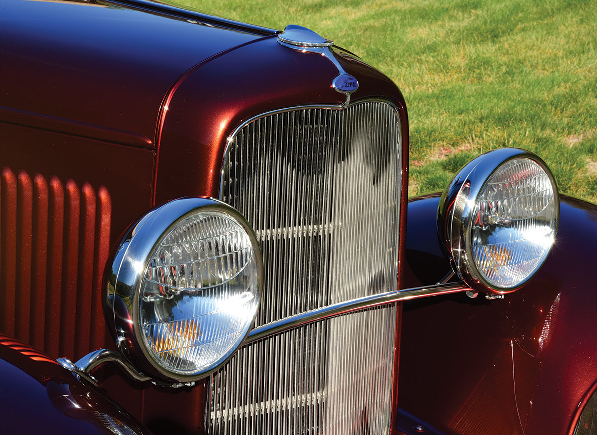 Front grille and Headlights