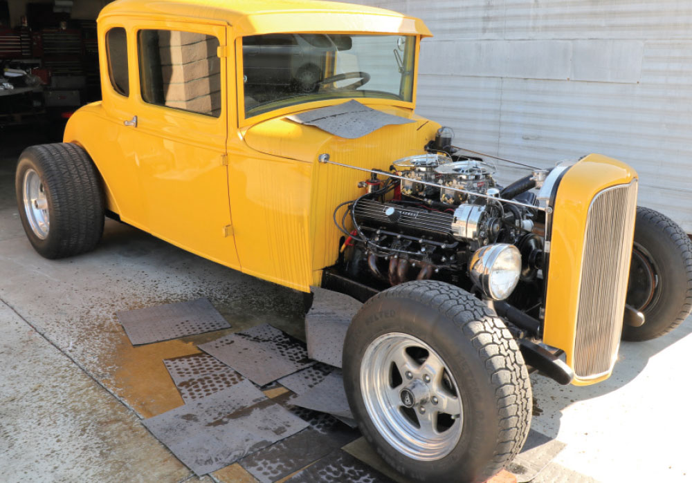 Yellow Hotrod with 1965 Olds 425-inch Starfire engine
