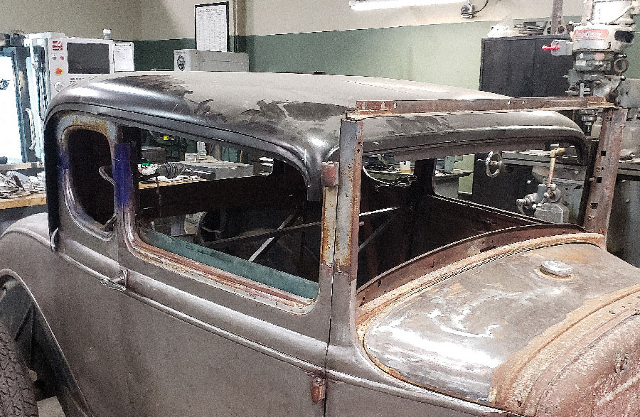 The front view shows how much wider the '32 roof was to the Model A’s, and how the A post location on the ’32 would tell  Bosserman how far the Model A’s windshield post would have to be cut and leaned back.