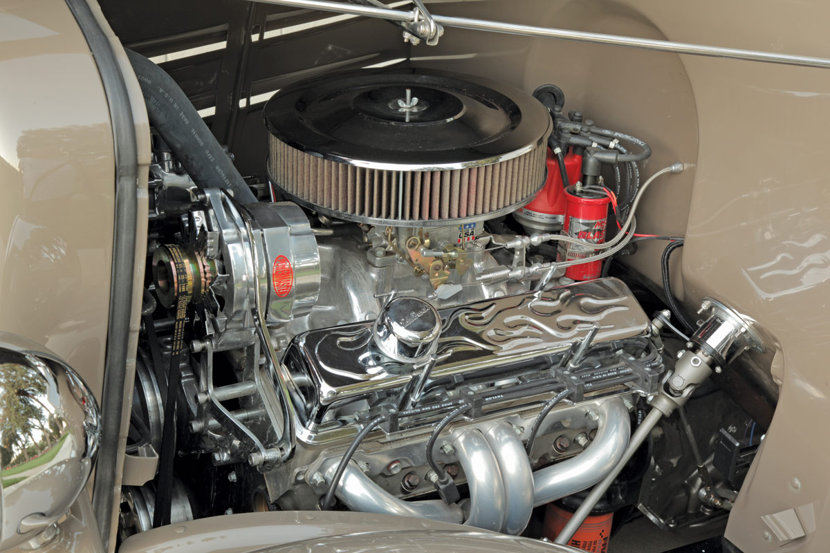 1936 Chevy Pickup's engine