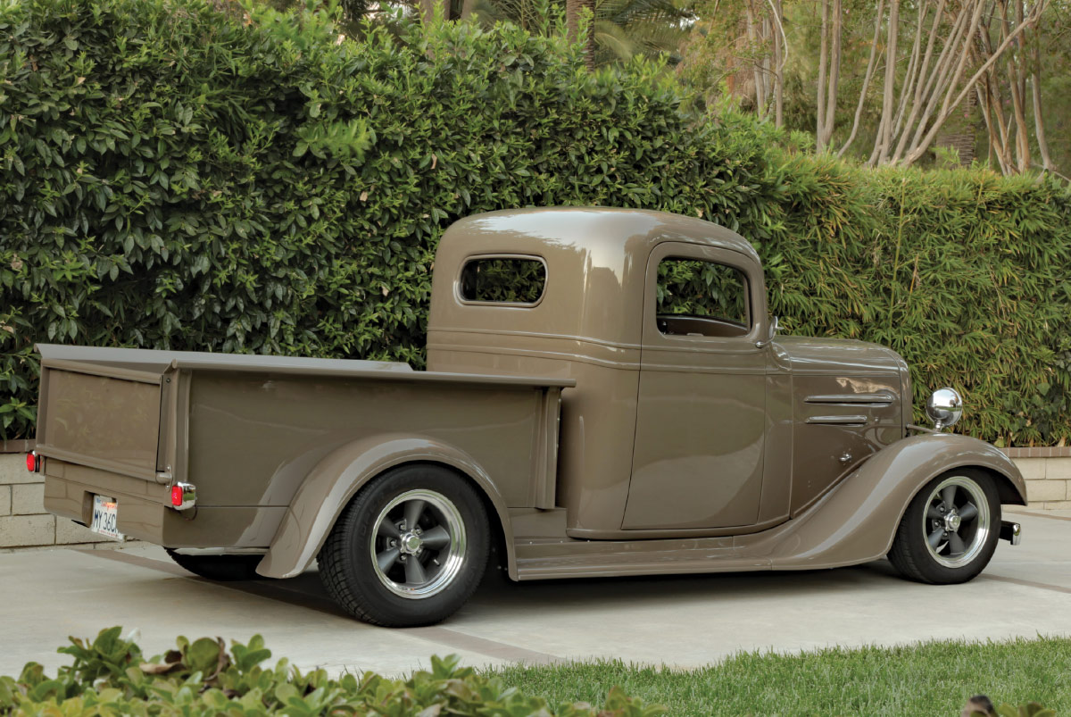 1936 Chevy Pickup's side view