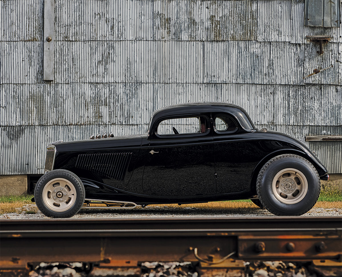 '34 Ford Coupe side profile