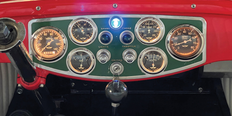Classic Instruments does offer high beam and turn signal indicators as an option. Colin opted for vintage warning lights with jeweled lenses. 
