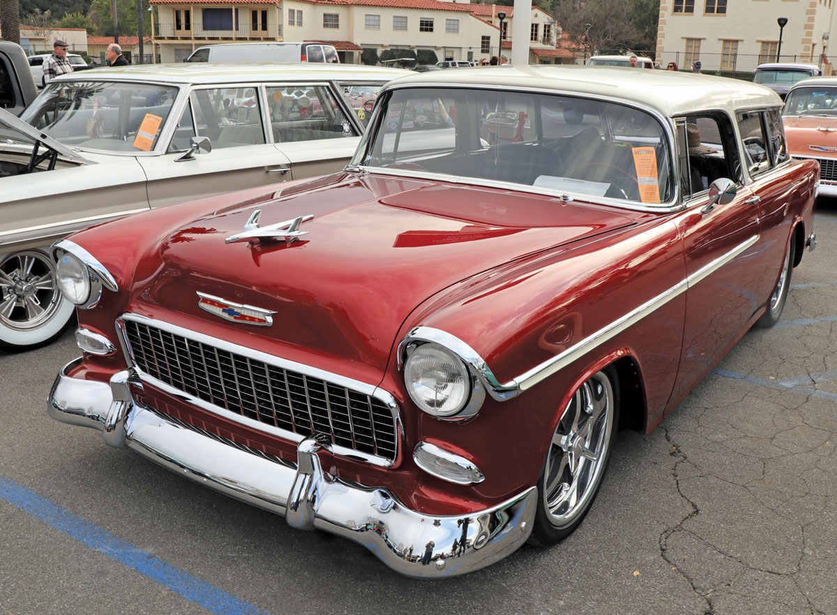 The two-tone (off-white and maroon) ’55 Chevy Nomad that’s LS powered was one of the Saturday Modern Rodding Editor’s Picks belonging to Dan Vels. 