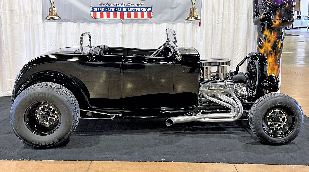 Joe Dooling brought out his race car–inspired ’32 Ford highboy roadster to compete for the AMBR