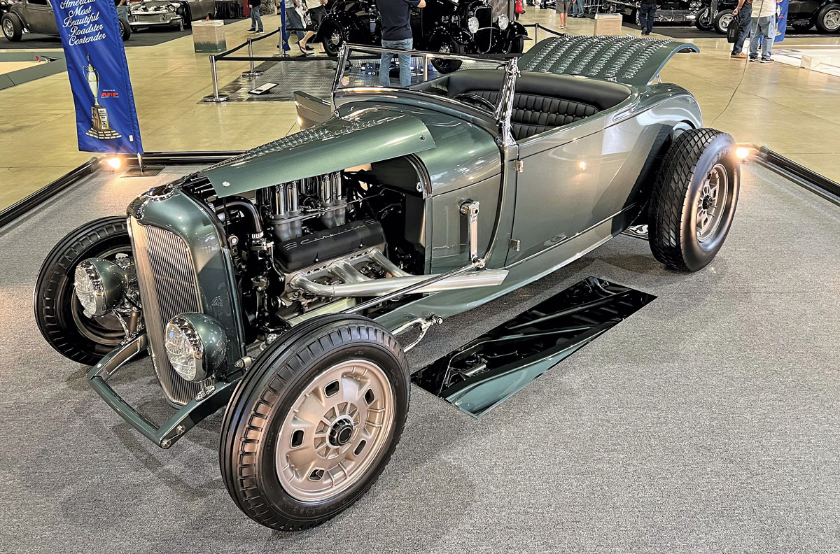 The Root brothers, David and Ryan, were on hand with their ’32 Ford highboy roadster