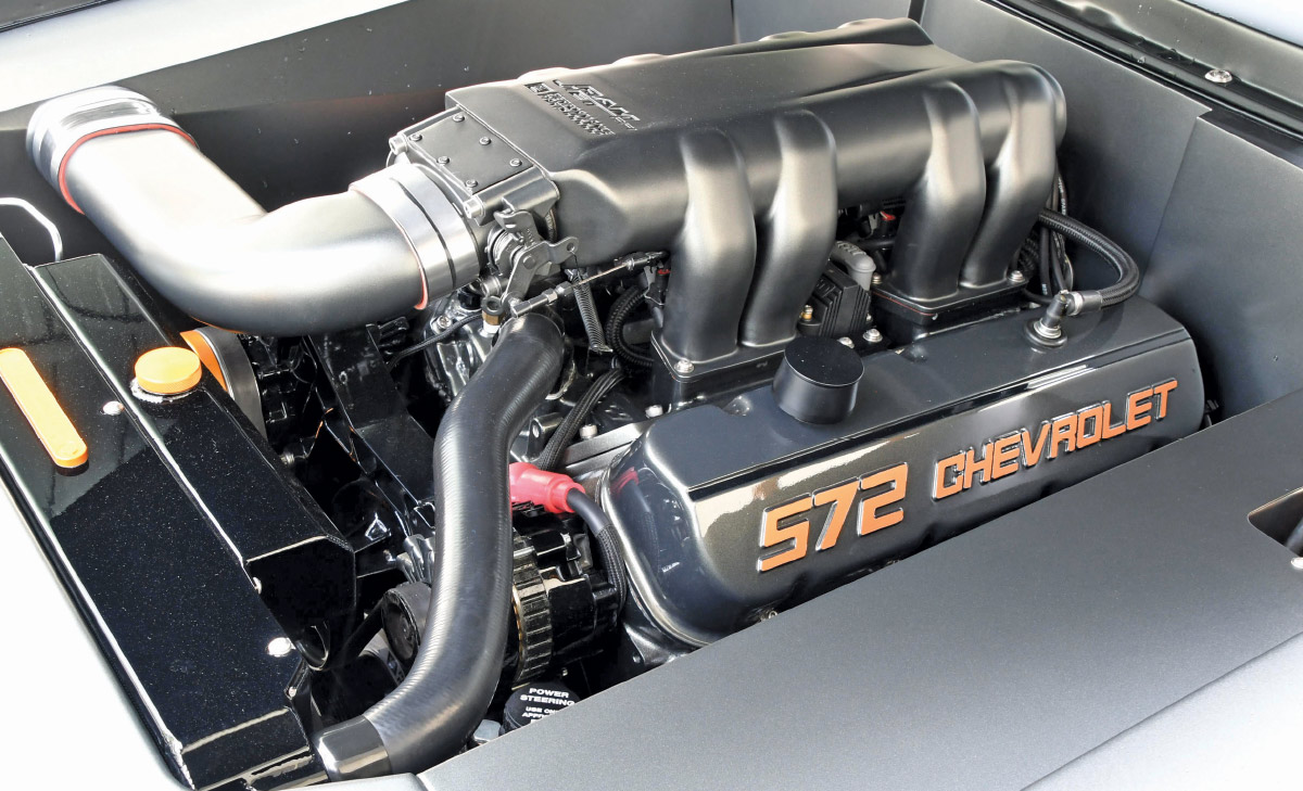 ’68 Camaro's engine