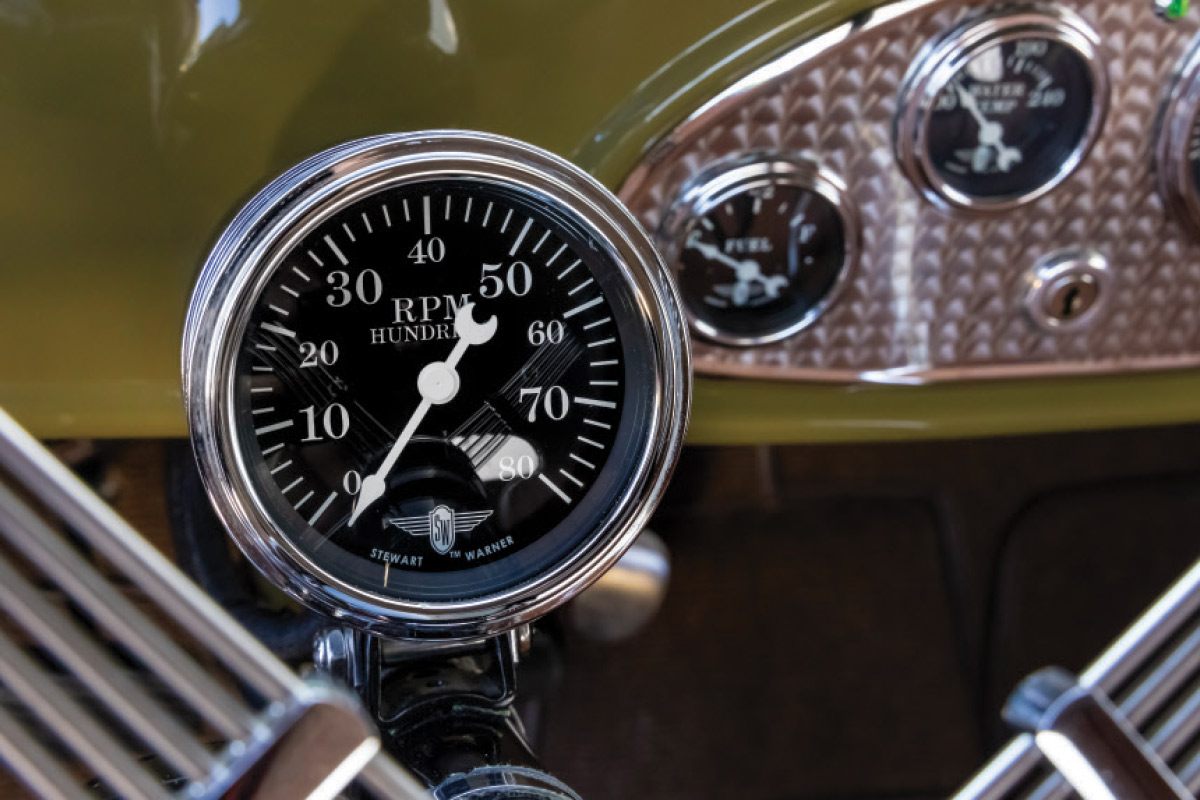 1933 Chevy's gauge