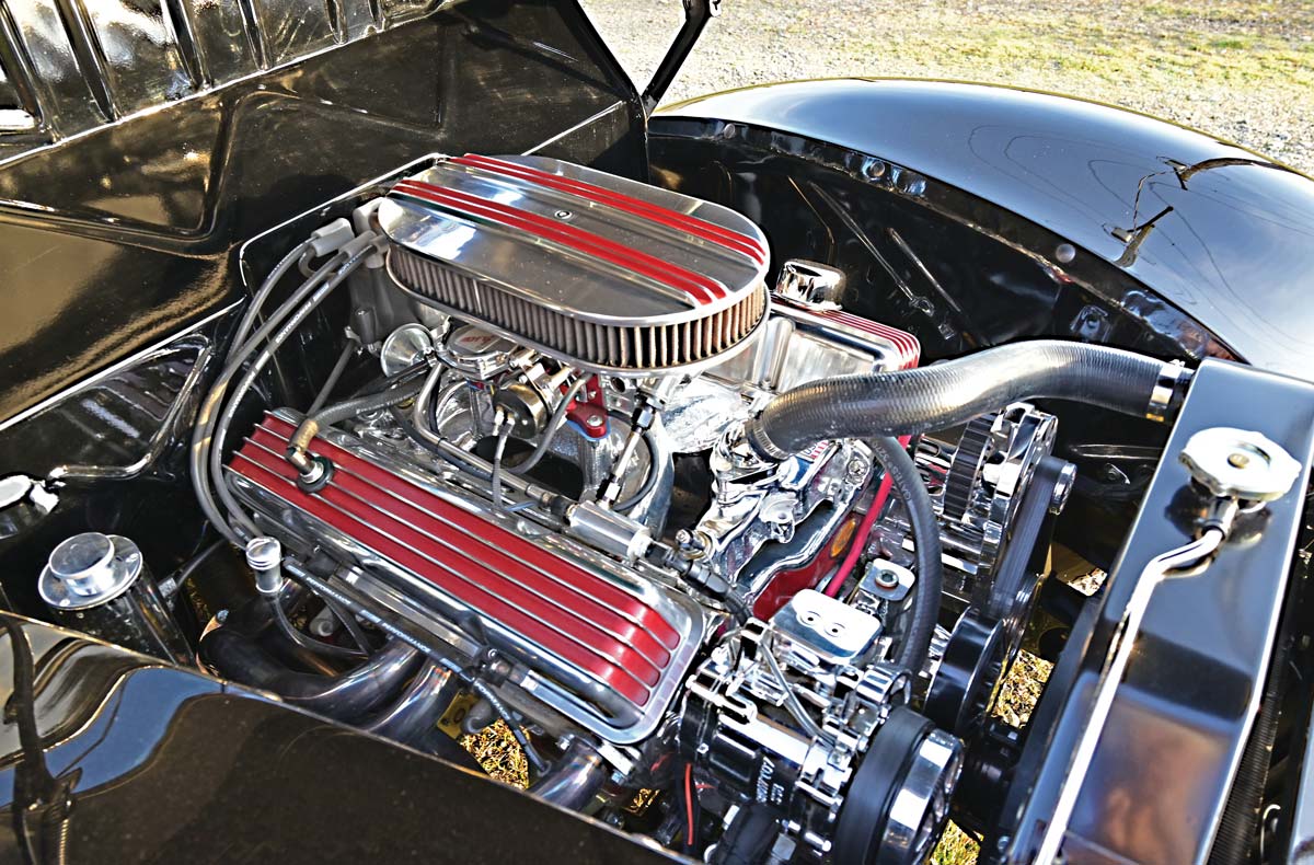 engine of a '39 Ford DeLuxe Coupe