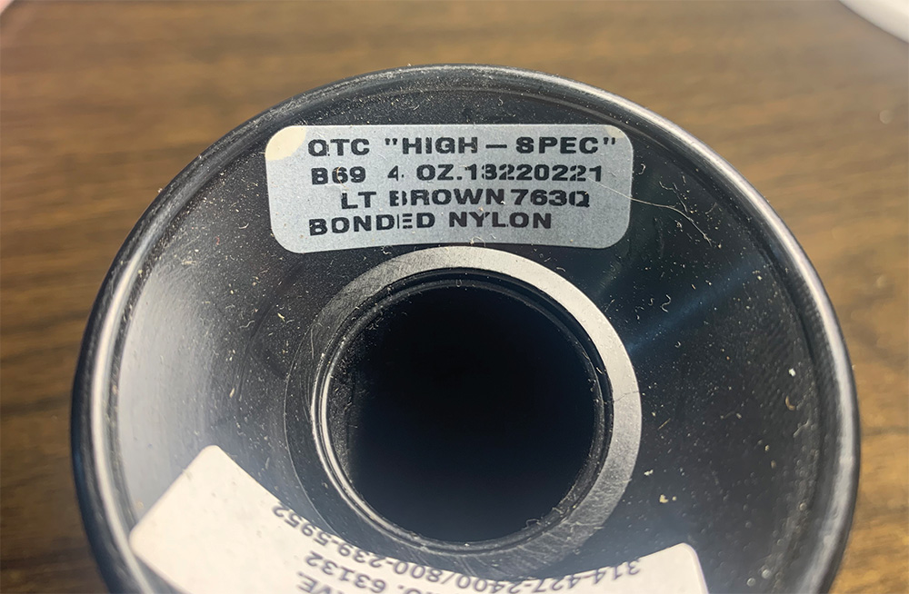 Spool of bonded nylon thread B69