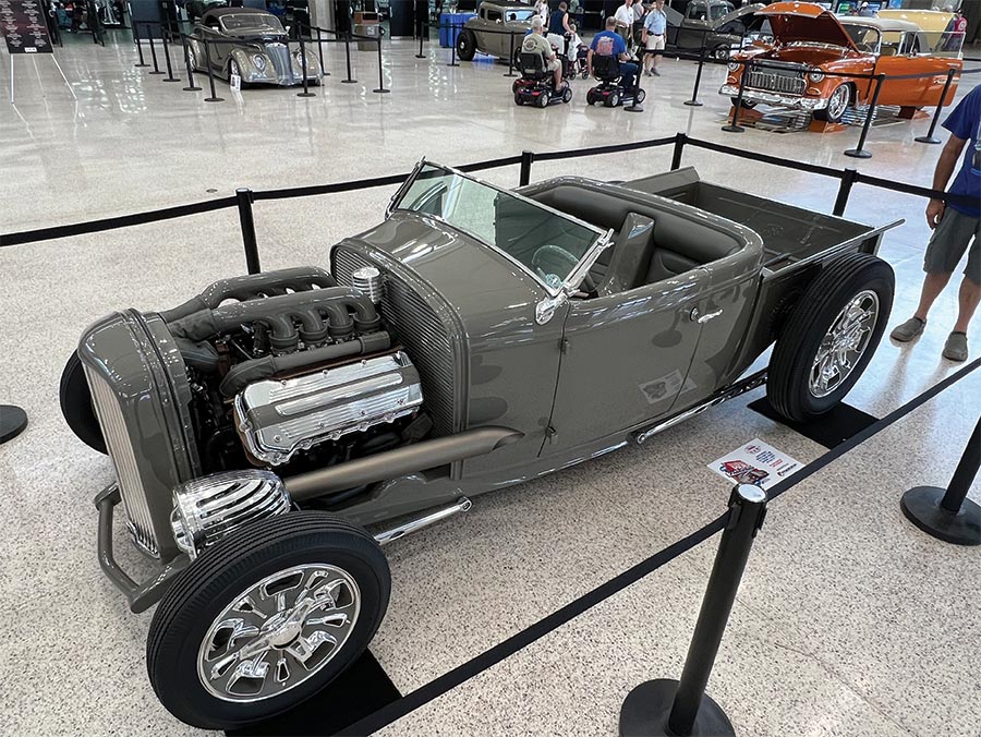 ’32 Ford highboy roadster
