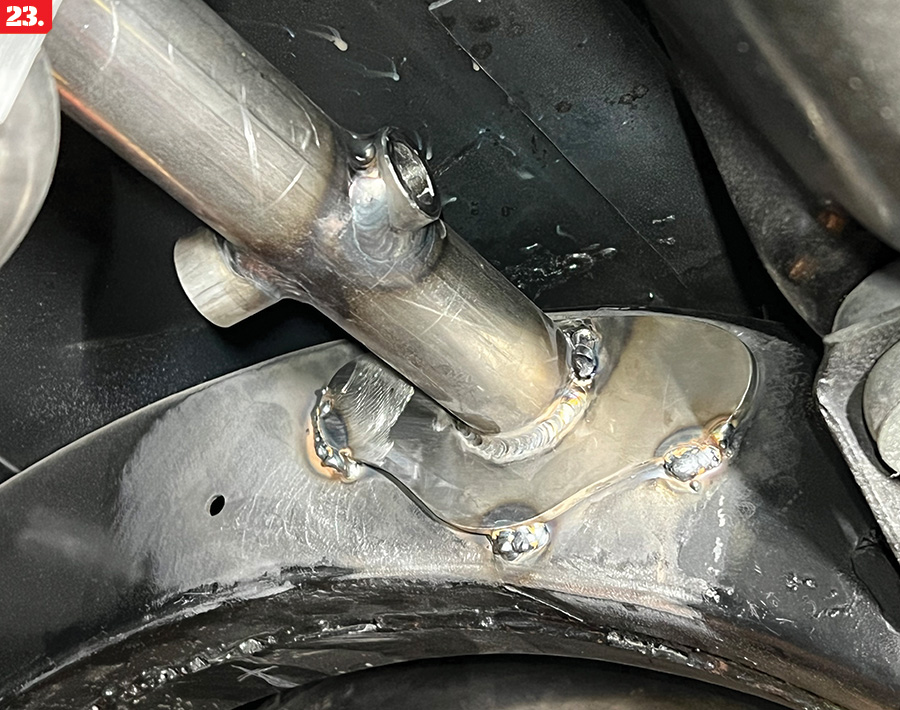 A picture of a chevy rear suspension