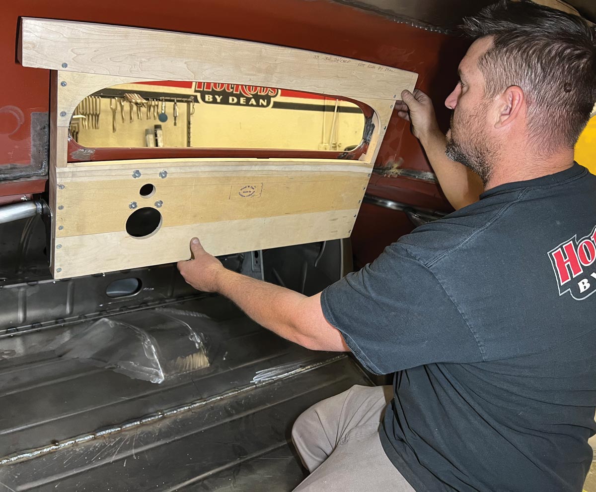 Eliminating the parcel tray increases legroom but sacrifices the foundation for the rear-window frame.