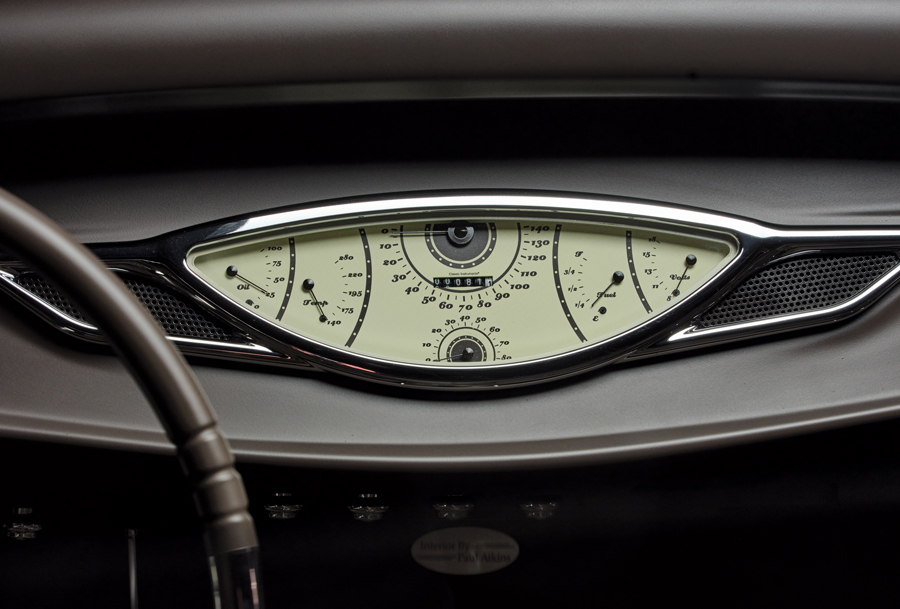 speedometer in a '32 Ford