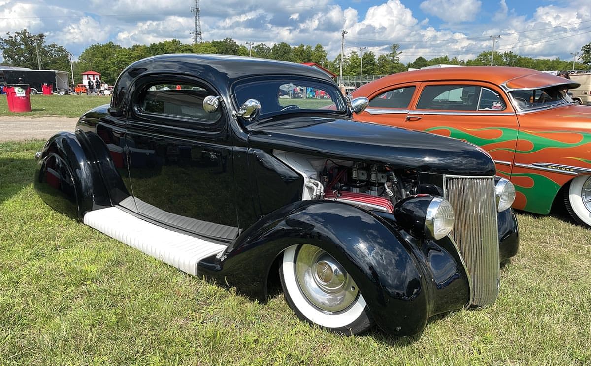a black ’36 Ford tail-dragger