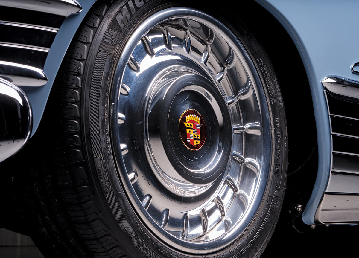 close view of a tire on the ’49 Cadillac Series 62 Sedanette