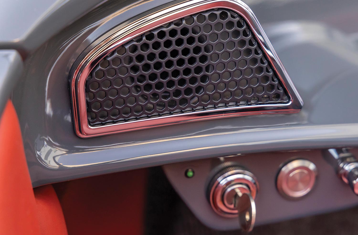close view of the driver's left side air vent in the ’32 Ford roadster