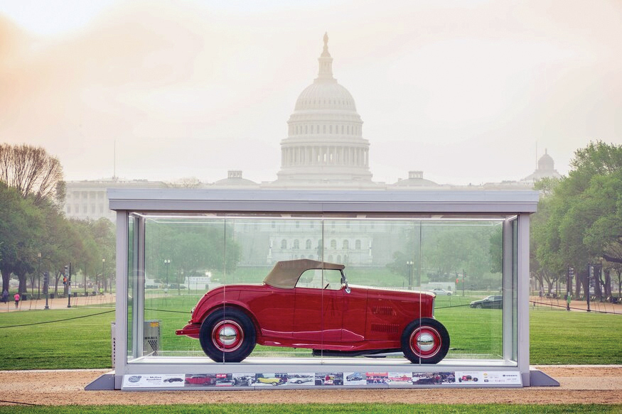 1932 Roadster in Glass Box