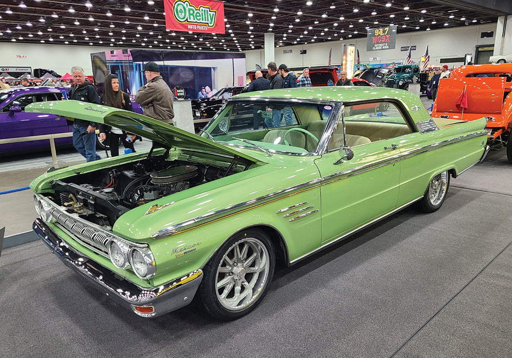 Pale lime green '63 Meteor