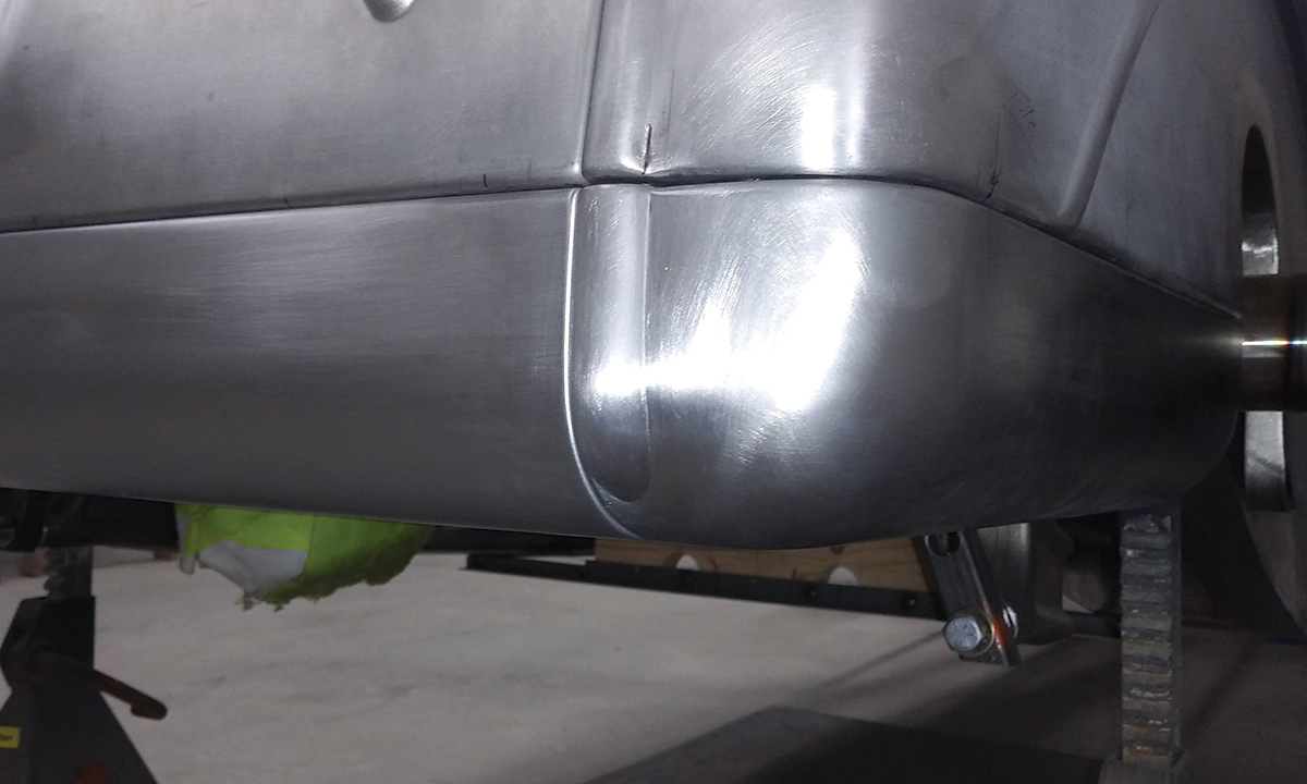 With the spears welded into place and metal finished, they give the roll pan a much more refined look.