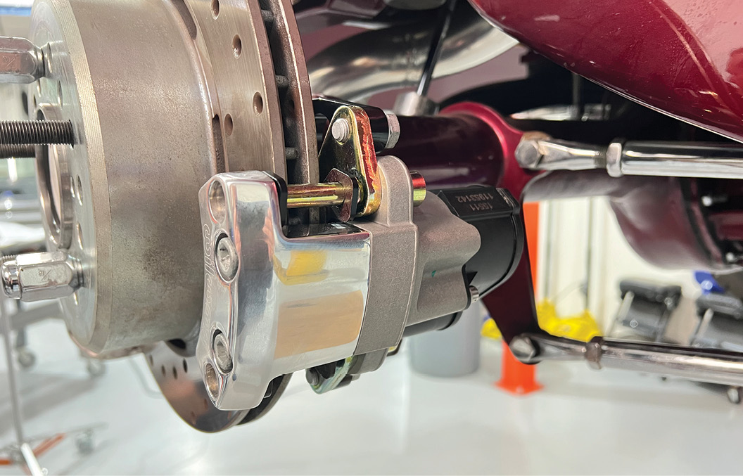 To allow full suspension travel the EPB motor has been positioned far enough below the frame to allow full suspension travel without interference.