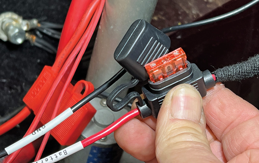 Inline fuses for the constant and switched power sources are included in the wiring harness.