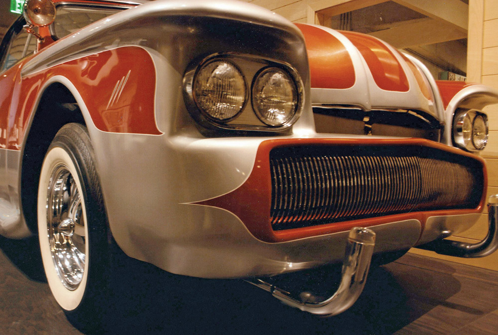 Mystery Ford's custom grille and bumpers