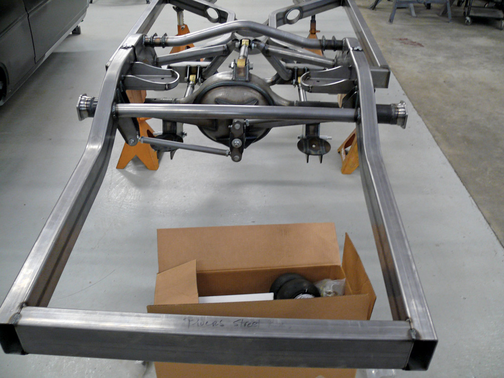 The AME Air Sport chassis features a three-link rear suspension with Watt’s Link and provisions for airbags. DSR modified the chassis with custom crossmembers to accommodate the channeled body.