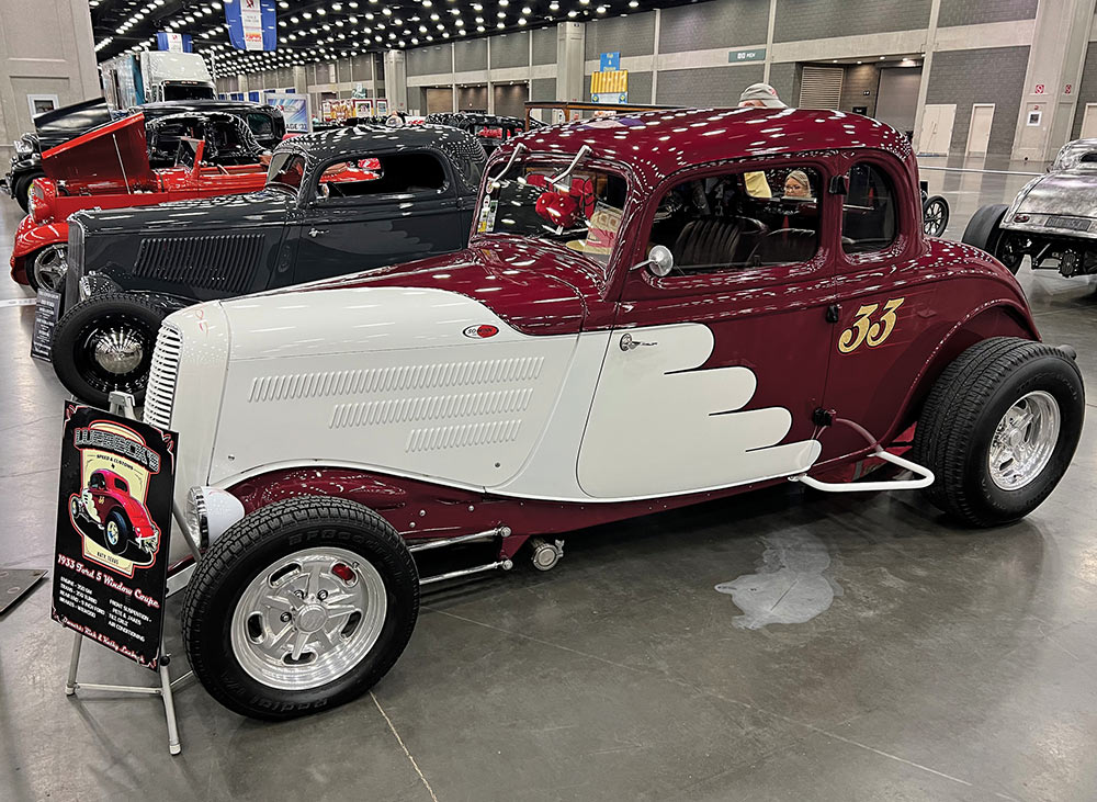 '33 Ford coupe with Bonneville style rounded nose and red and white livery