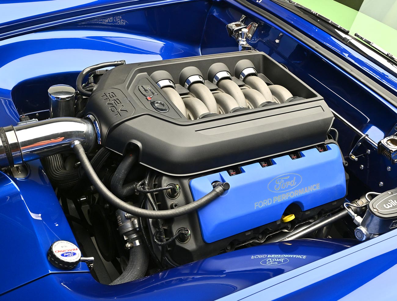 the ’55 Thunderbird convertible engine