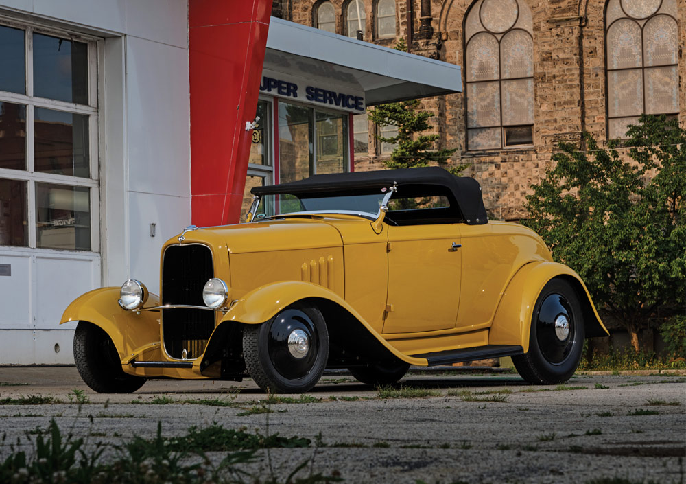 yellow ’32 Ford