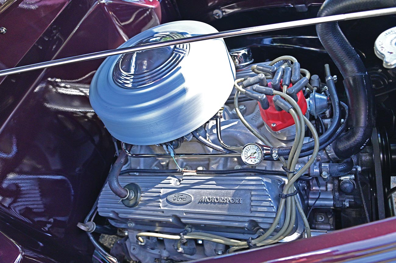 the ’38 Ford Standard Coupe's engine