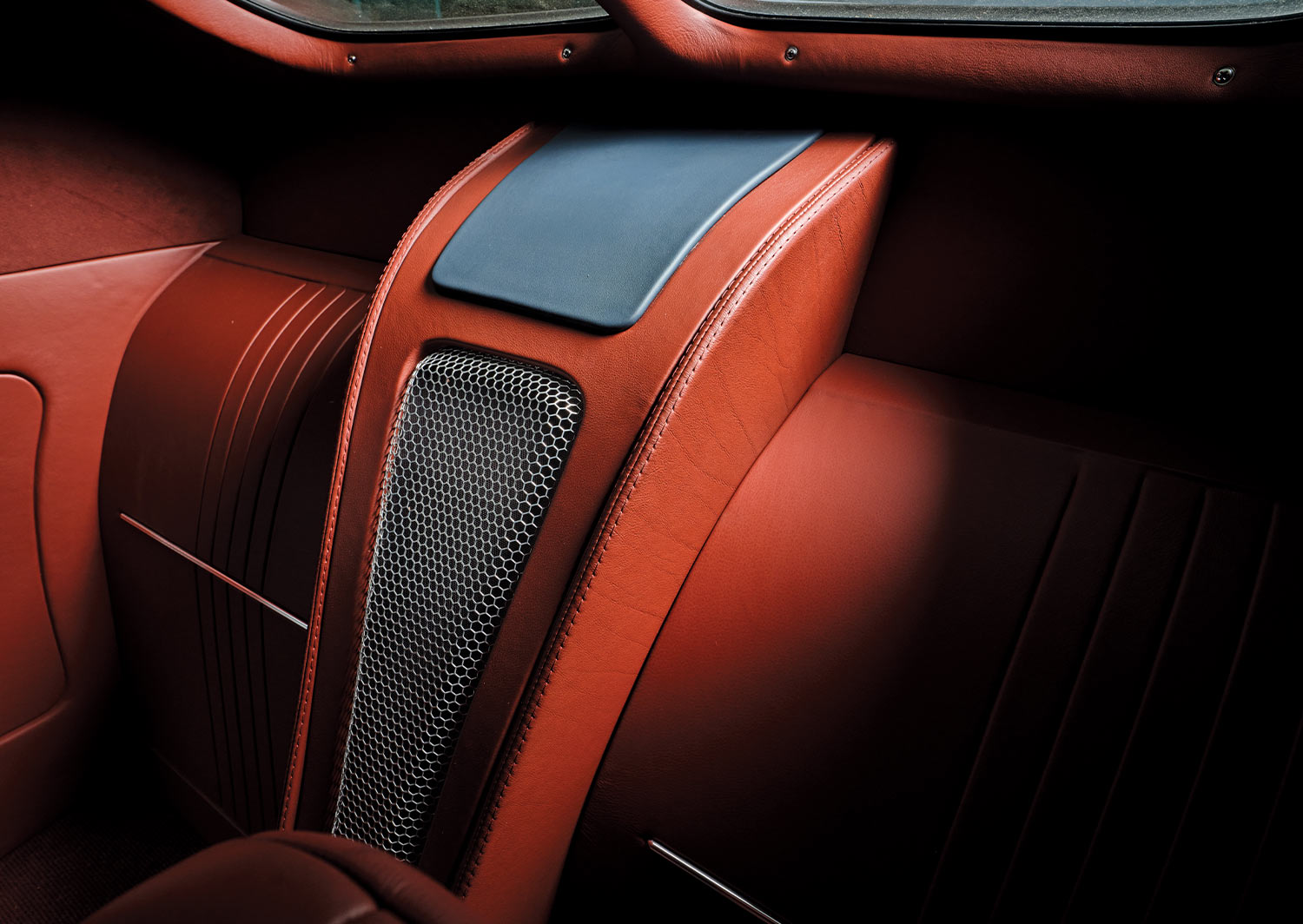 the custom ’38 Lincoln Zephyr's rear cab stereo