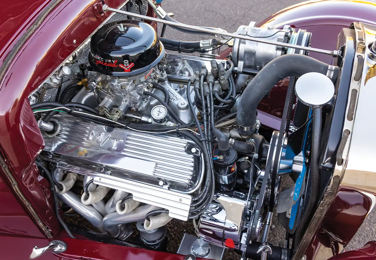 Ford Model T Sedan engine