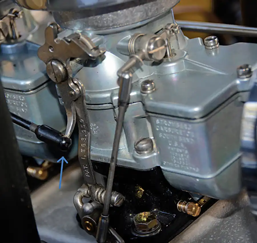 The final linkage was the choke arm (blue arrow); be certain this connection did not move the choke blade. We only “choked” the front carburetor.
