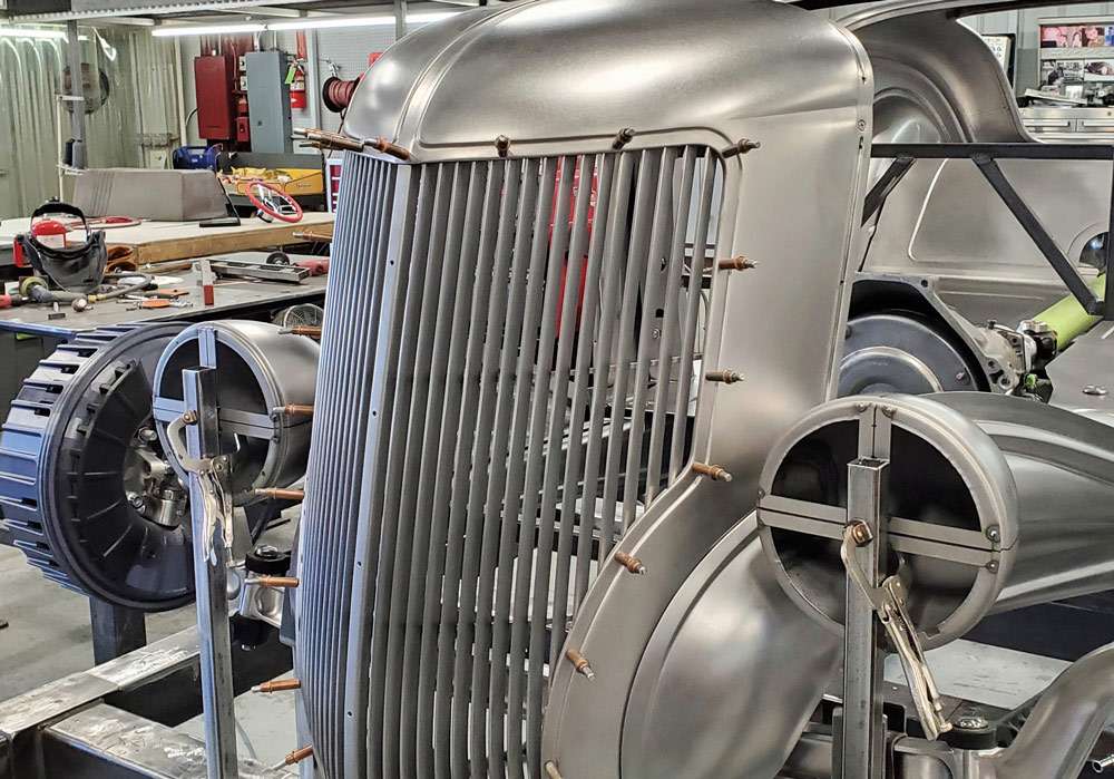 temporary mounting fixtures attached to the chassis table