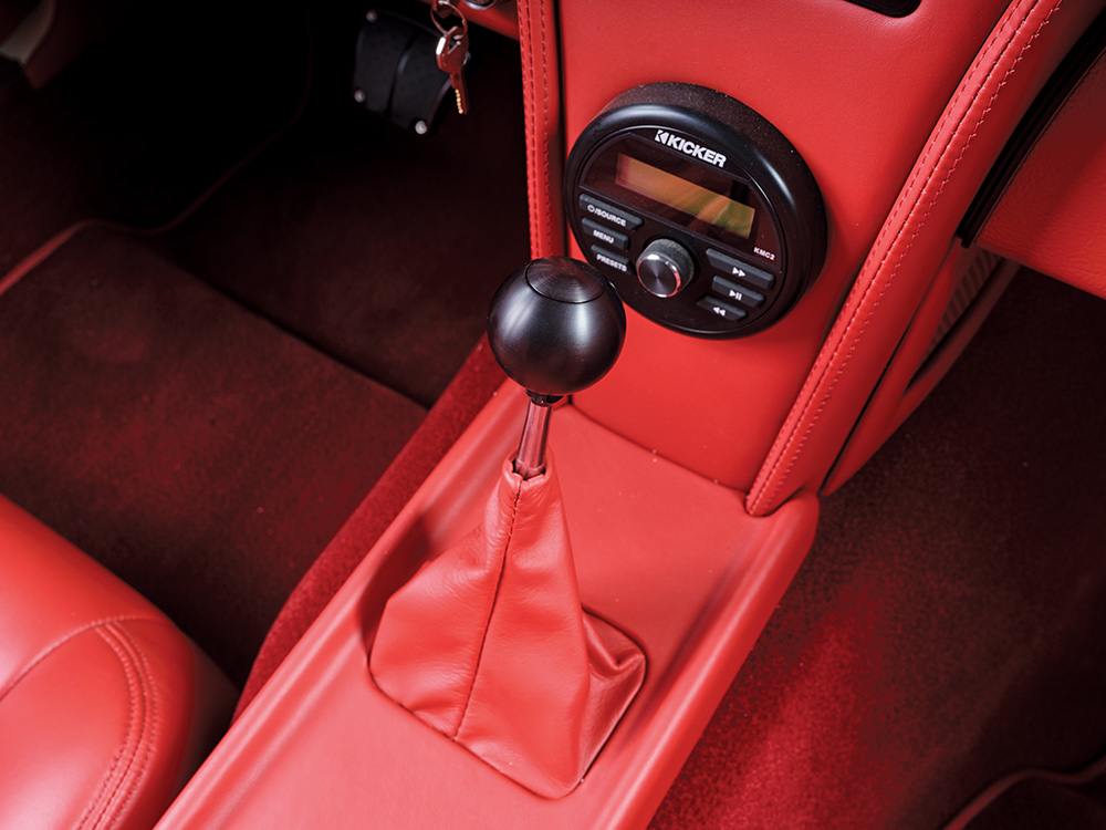 gear shift of ’66 Corvette
