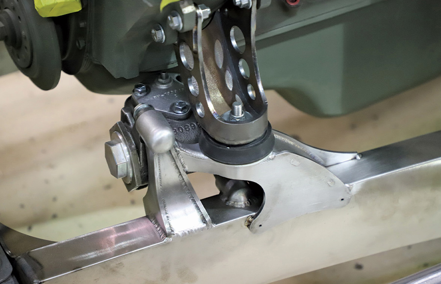 closeup of the motor mounts