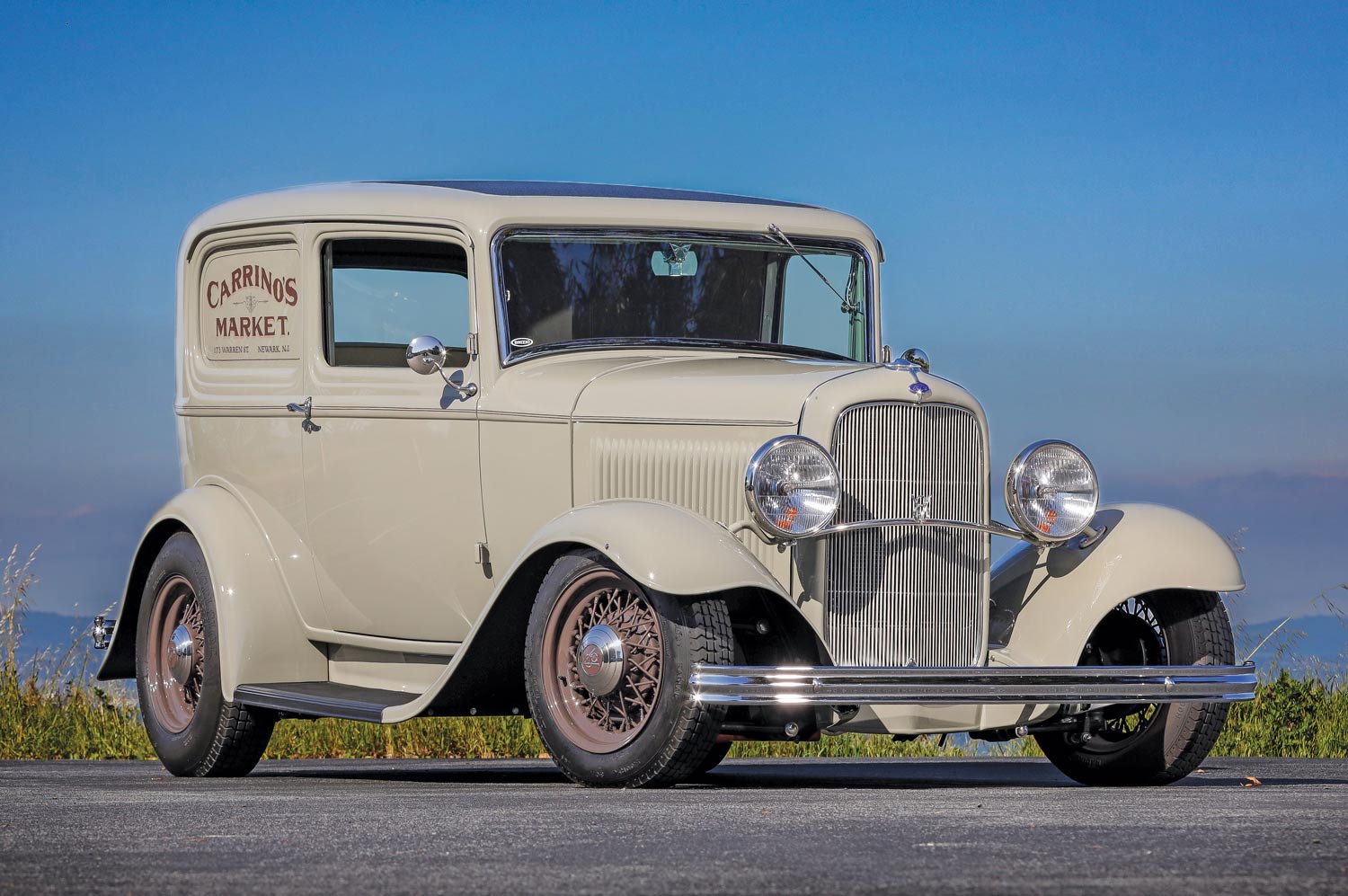 3/4 front view of ’32 Ford Sedan Delivery