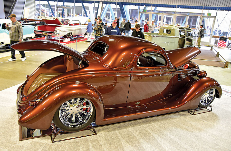 copper-colored ’35 Ford coupe
