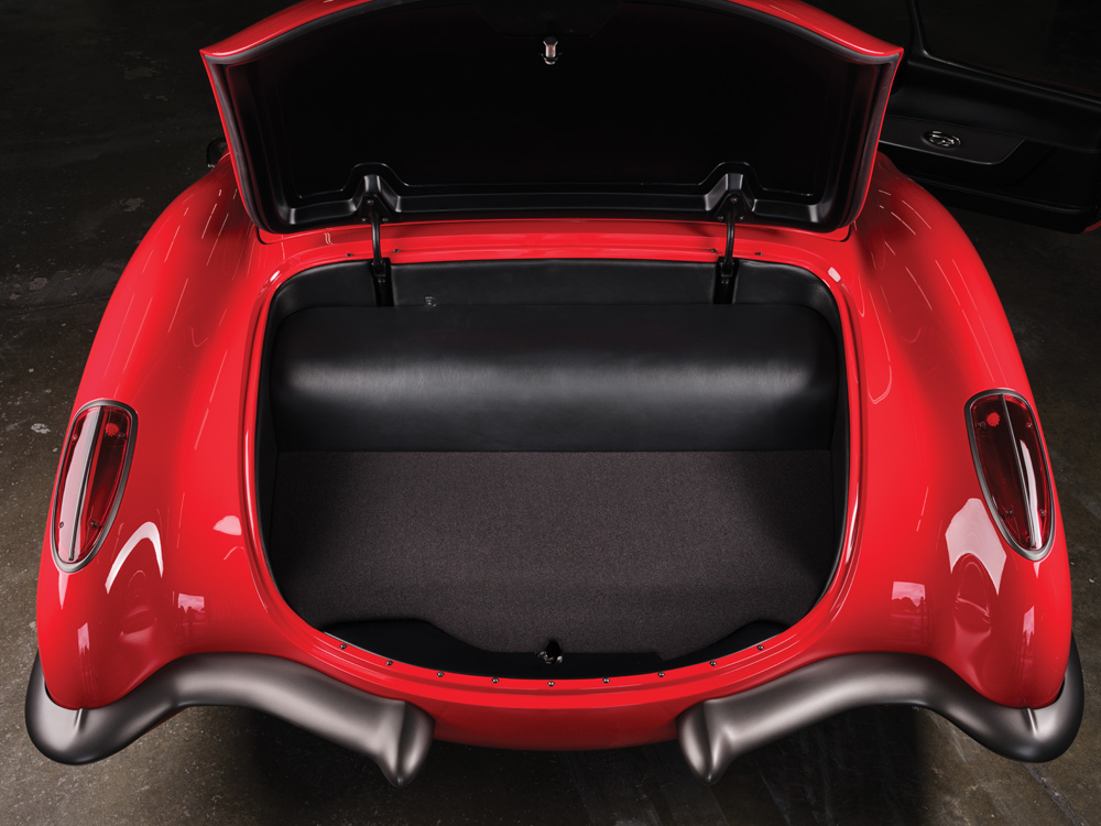 open trunk of 1959 corvette 