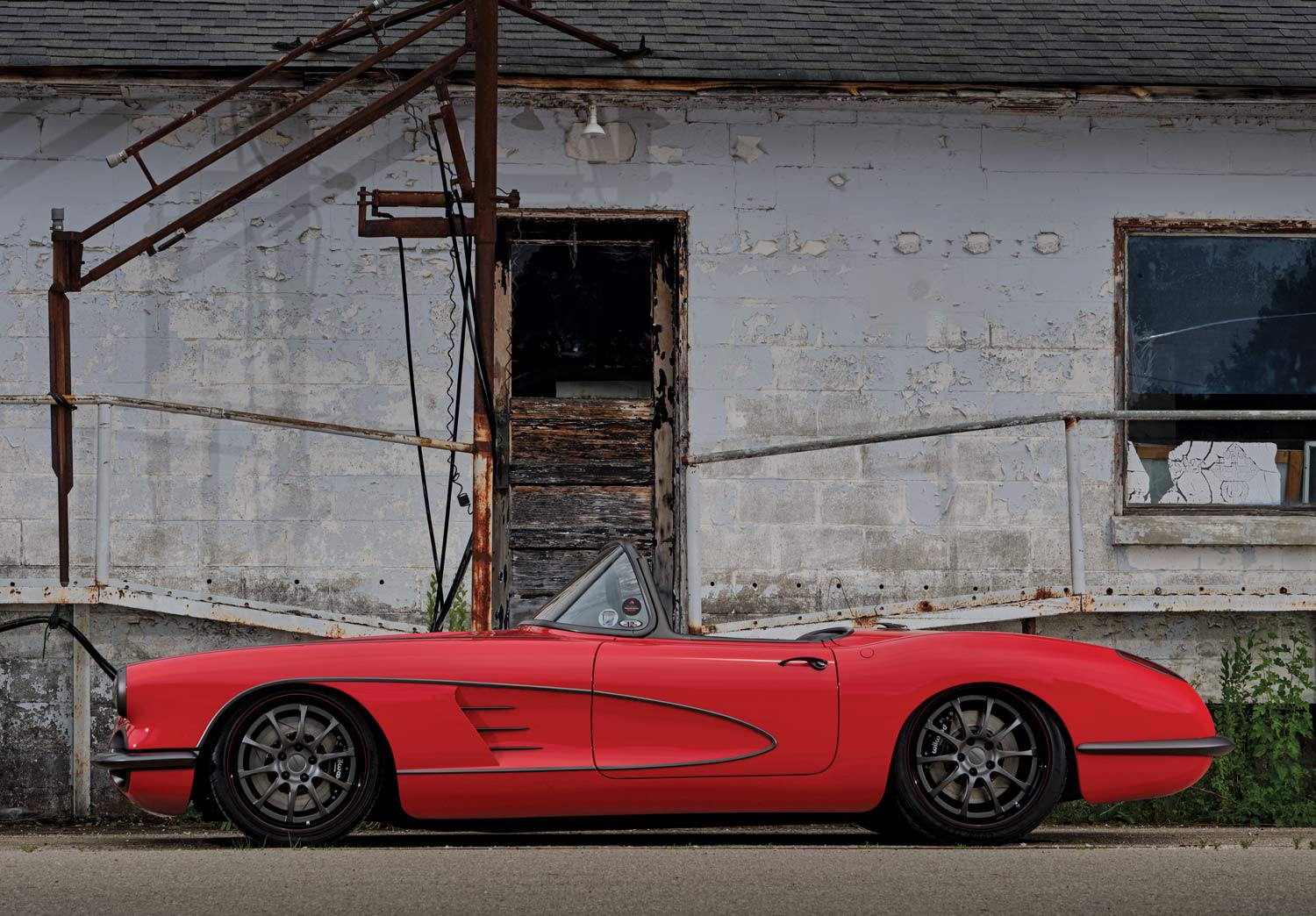 side view of 1959 corvette 
