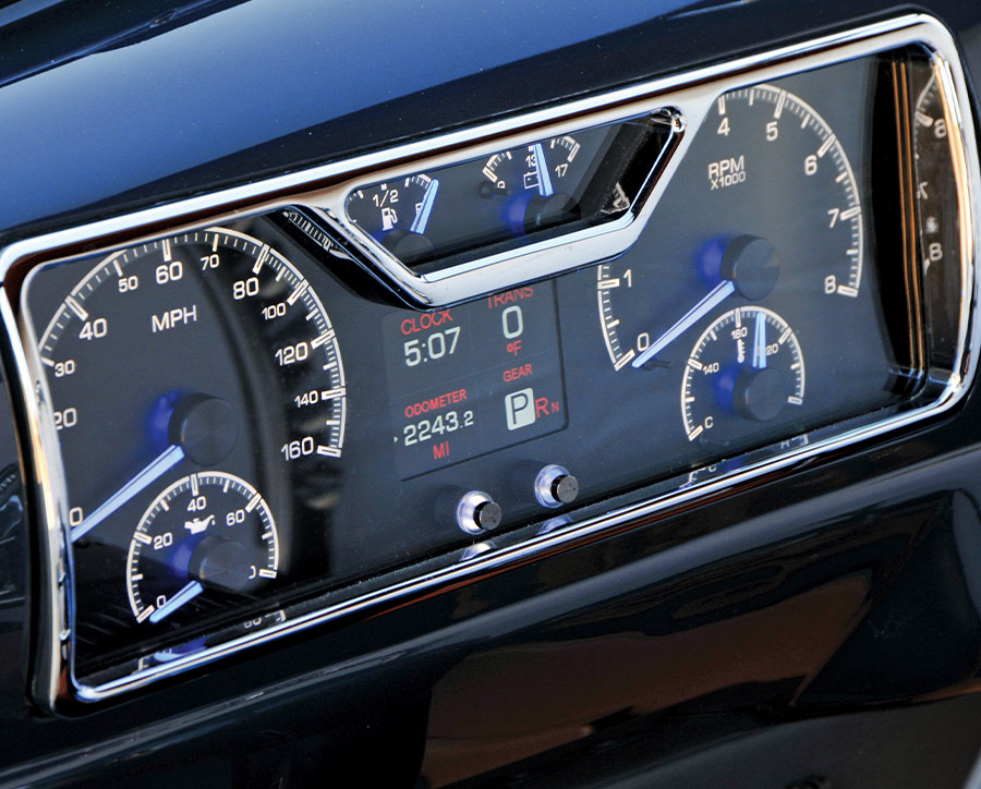 dashboard of 1939 Buick