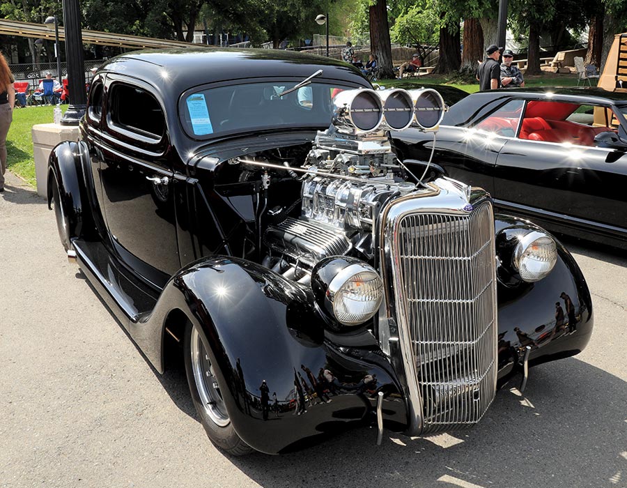 black 1935 Ford