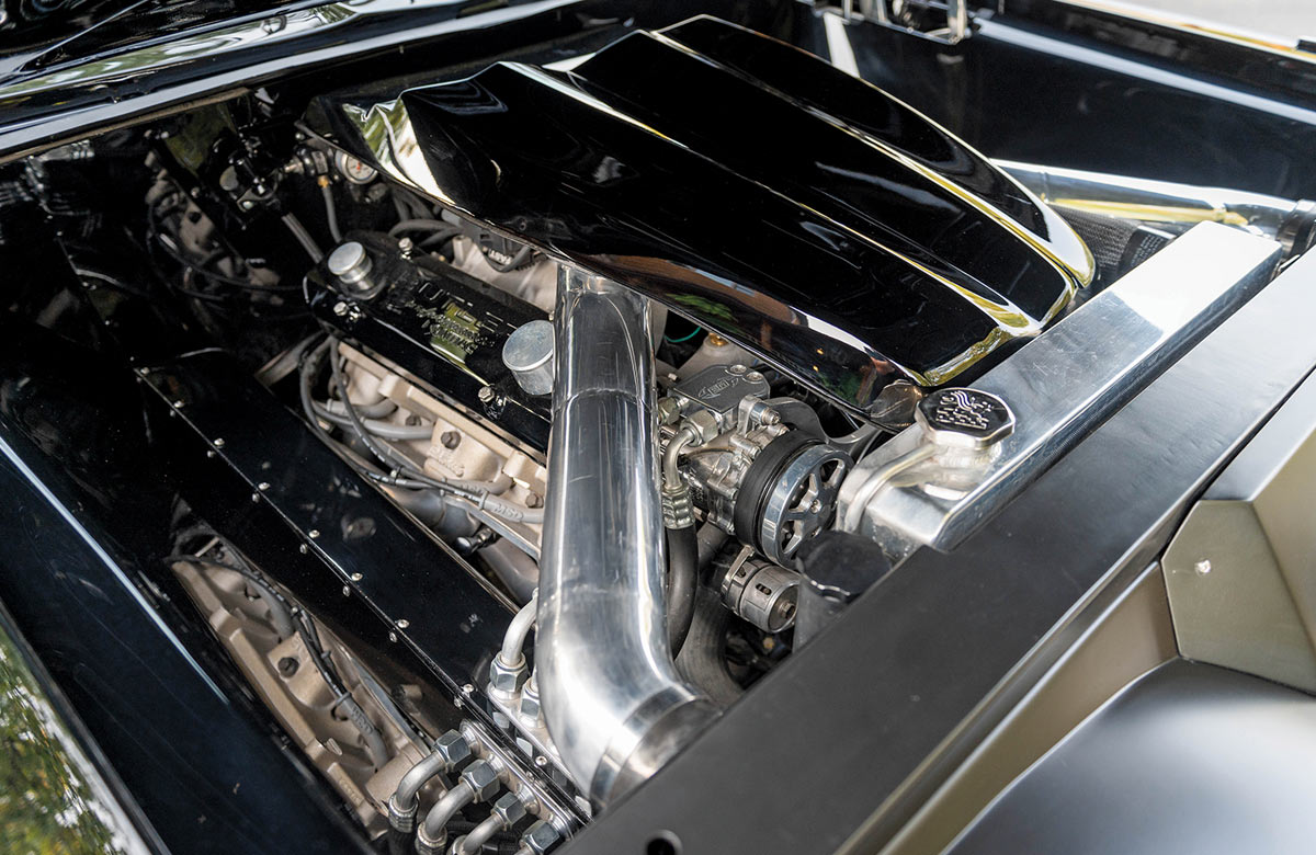 1959 Pontiac Catalina engine bay houses a Butler Performance Pontiac V8 with custom intake
