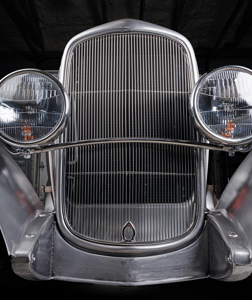 1932 Ford Roadster bare metal grille and headlight buckets early build stage
